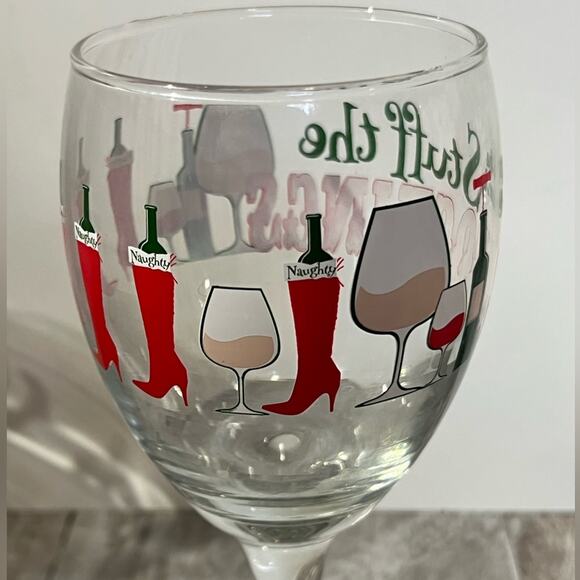 NWOT Christmas wine glasses, set of 4 - Picture 2 of 8